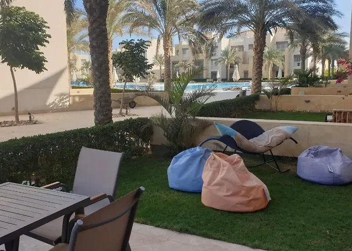 Mangroovy - 1br Gf +2 Beds Garden & Pool View * הורגהדה