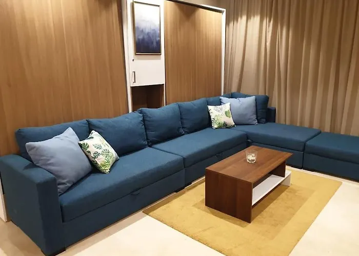 Mangroovy - 1br Gf +2 Beds Garden & Pool View Daire *