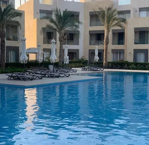 Mangroovy - 1br Gf +2 Beds Garden & Pool View *