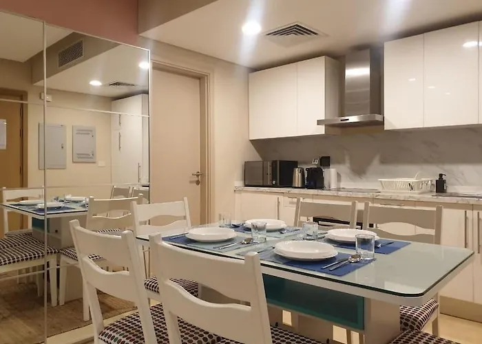 Mangroovy - 1br Gf +2 Beds Garden & Pool View